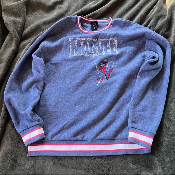 Boxlunch Other - Blue Marvel Spider-Man Crewneck (BoxLunch)